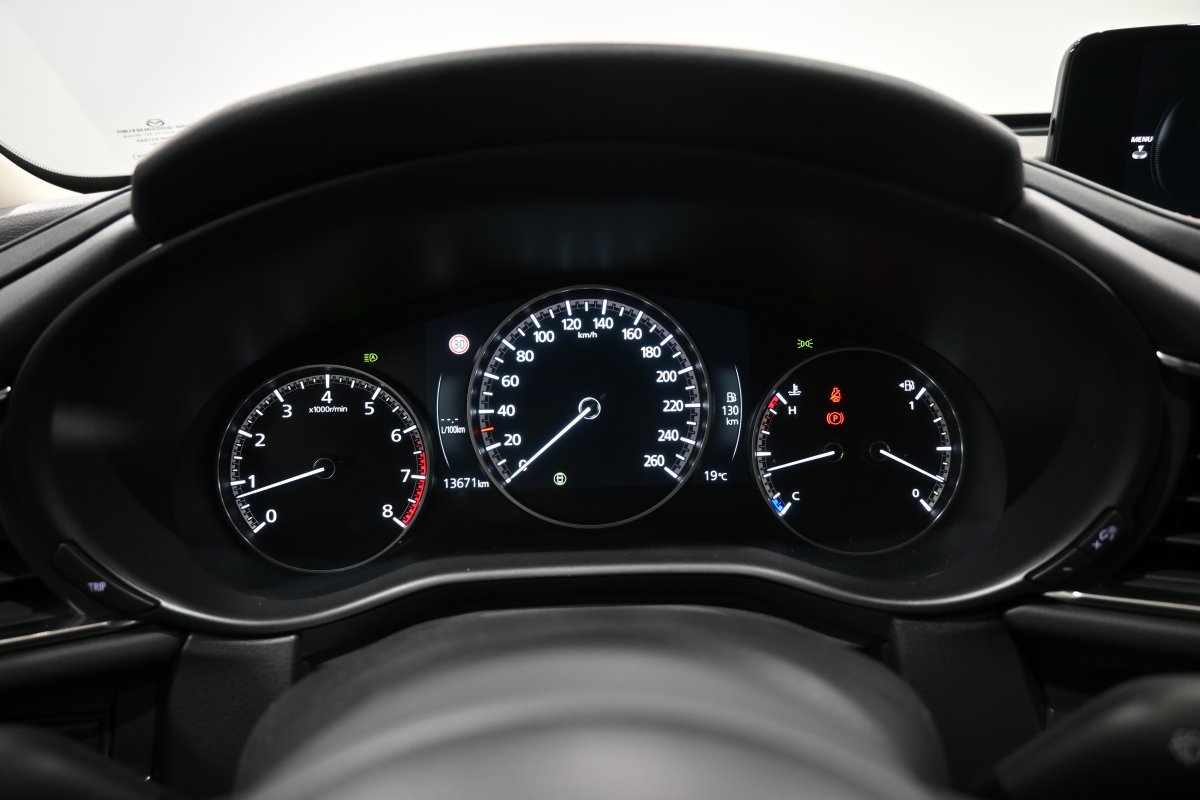 Foto Mazda CX-30 14