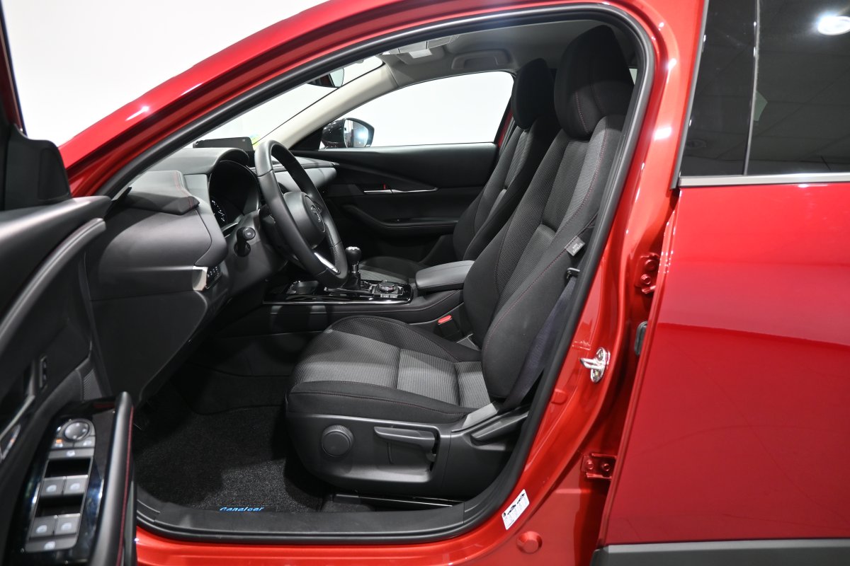 Foto Mazda CX-30 10