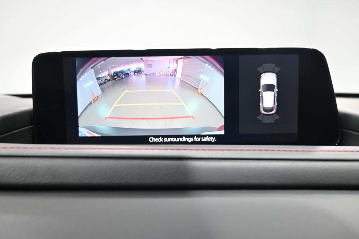 Foto Mazda CX-30 16