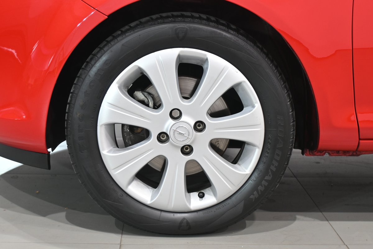 Foto Opel Corsa 23