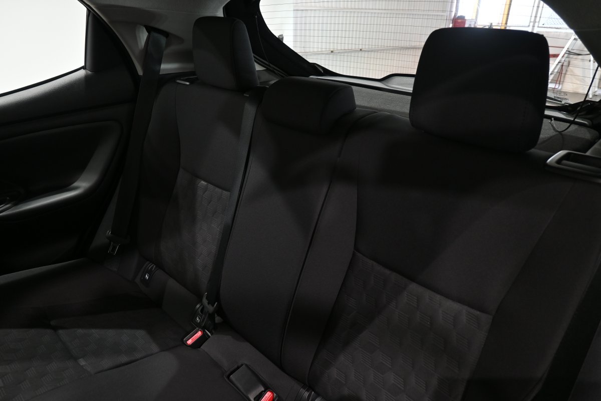 Foto Toyota Yaris 11