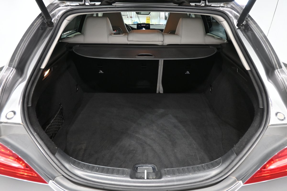 Foto Mercedes-Benz Clase 8