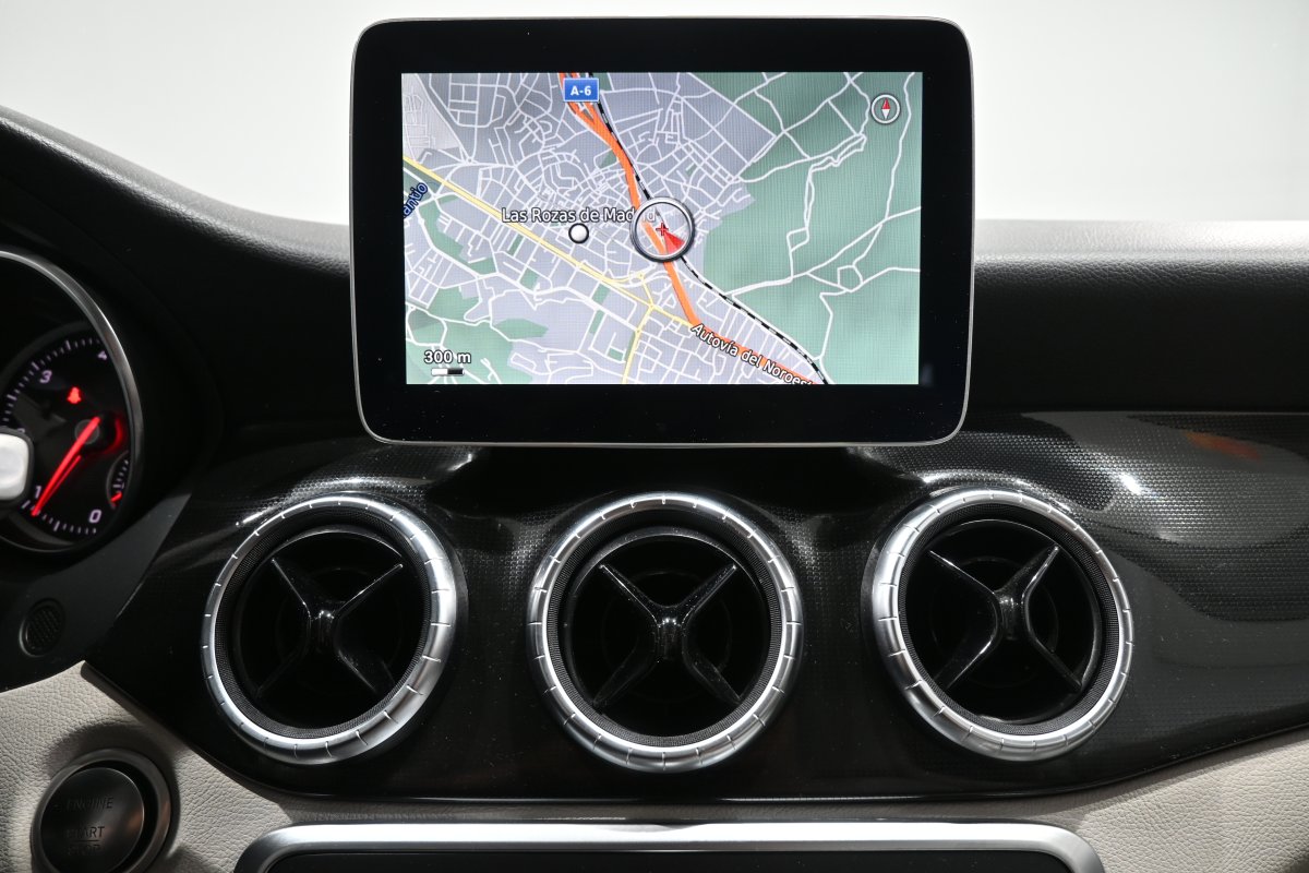 Foto Mercedes-Benz Clase 15