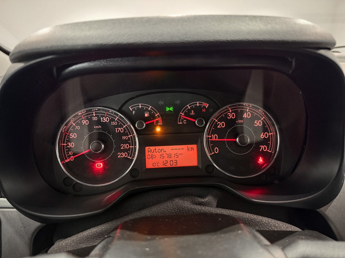 Foto Fiat Punto 14