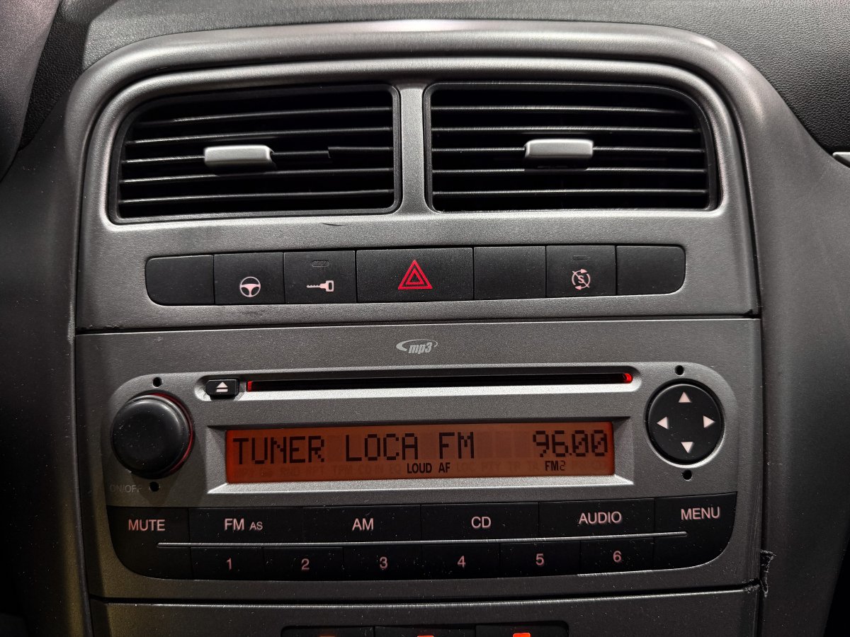 Foto Fiat Punto 15