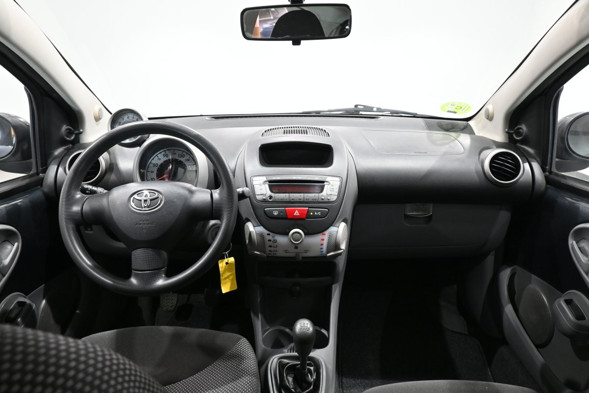 Foto Toyota Aygo 16