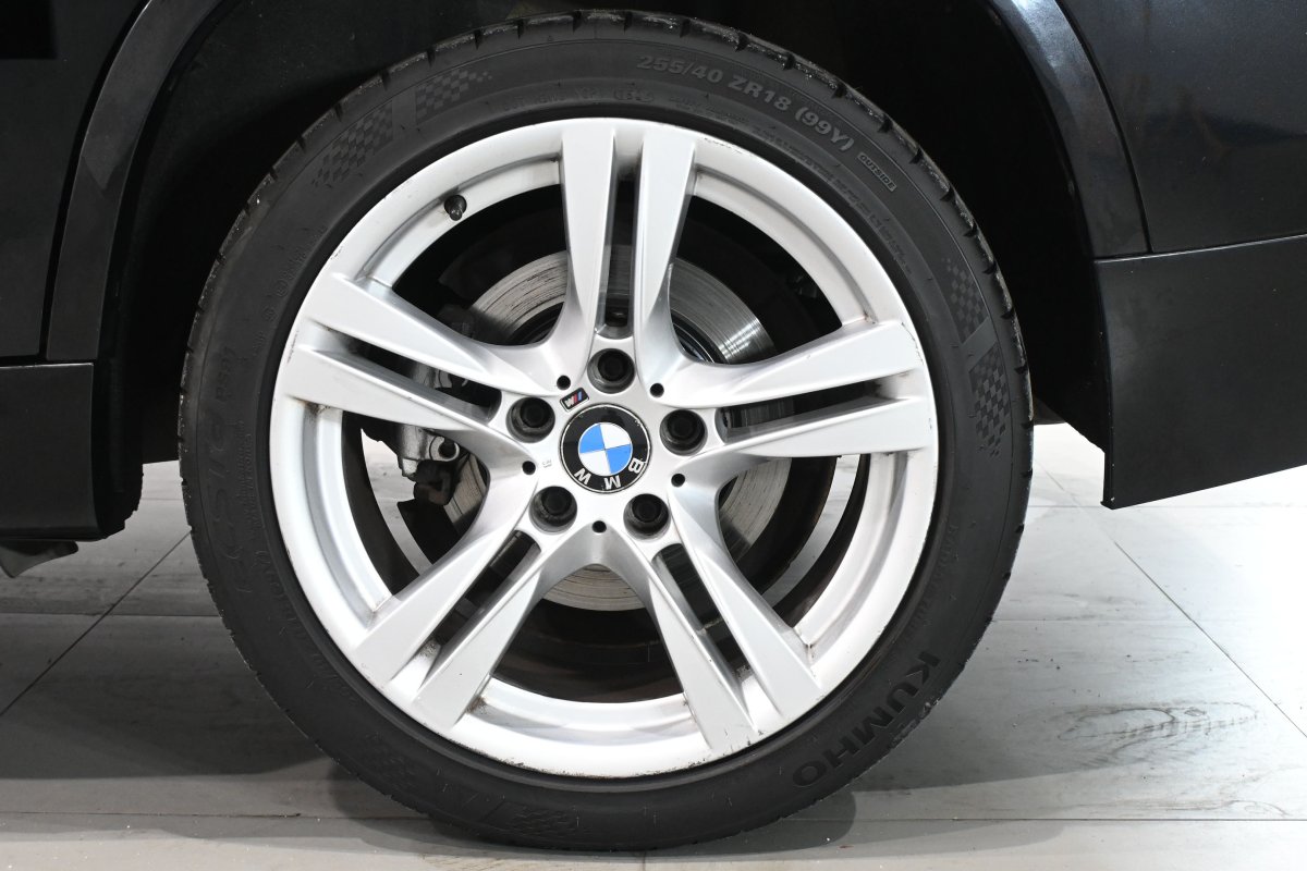 Foto Bmw X1 30