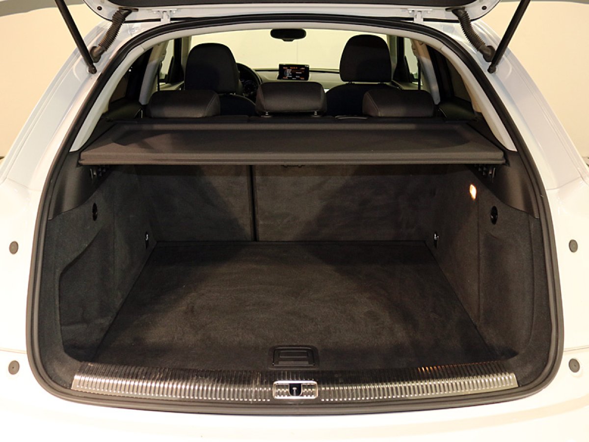 Foto Audi Q3 9