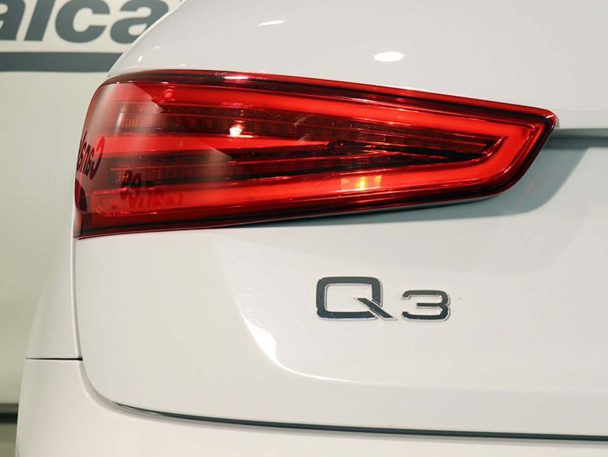 Foto Audi Q3 10