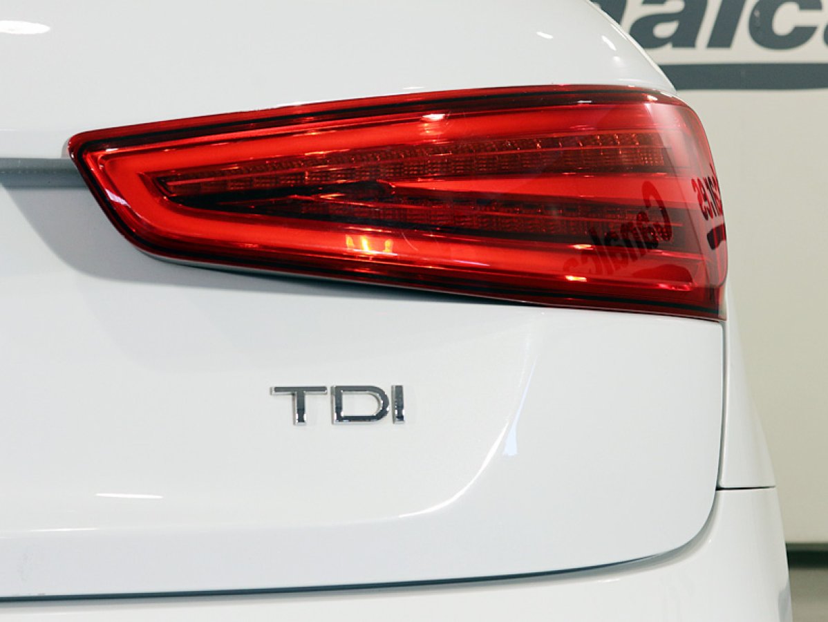 Foto Audi Q3 11