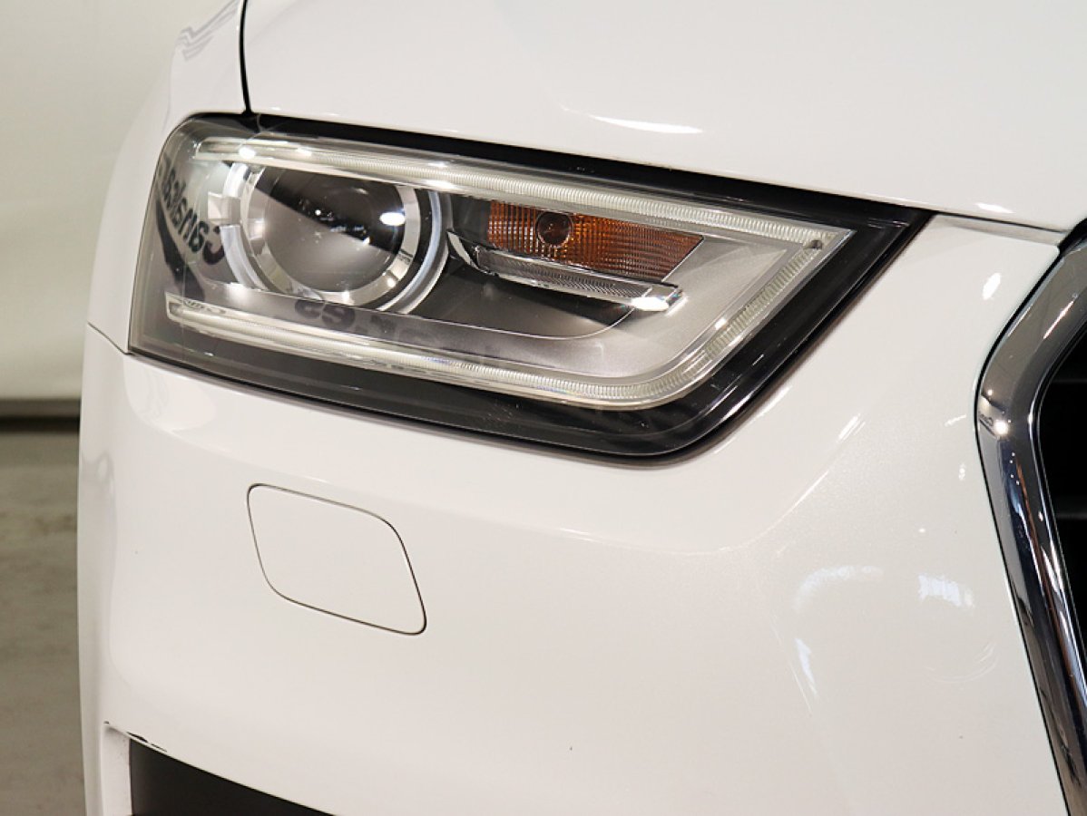Foto Audi Q3 12