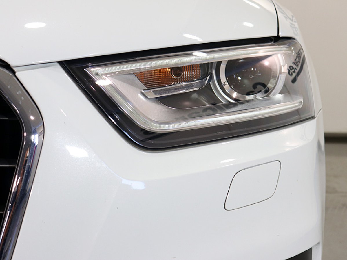Foto Audi Q3 13
