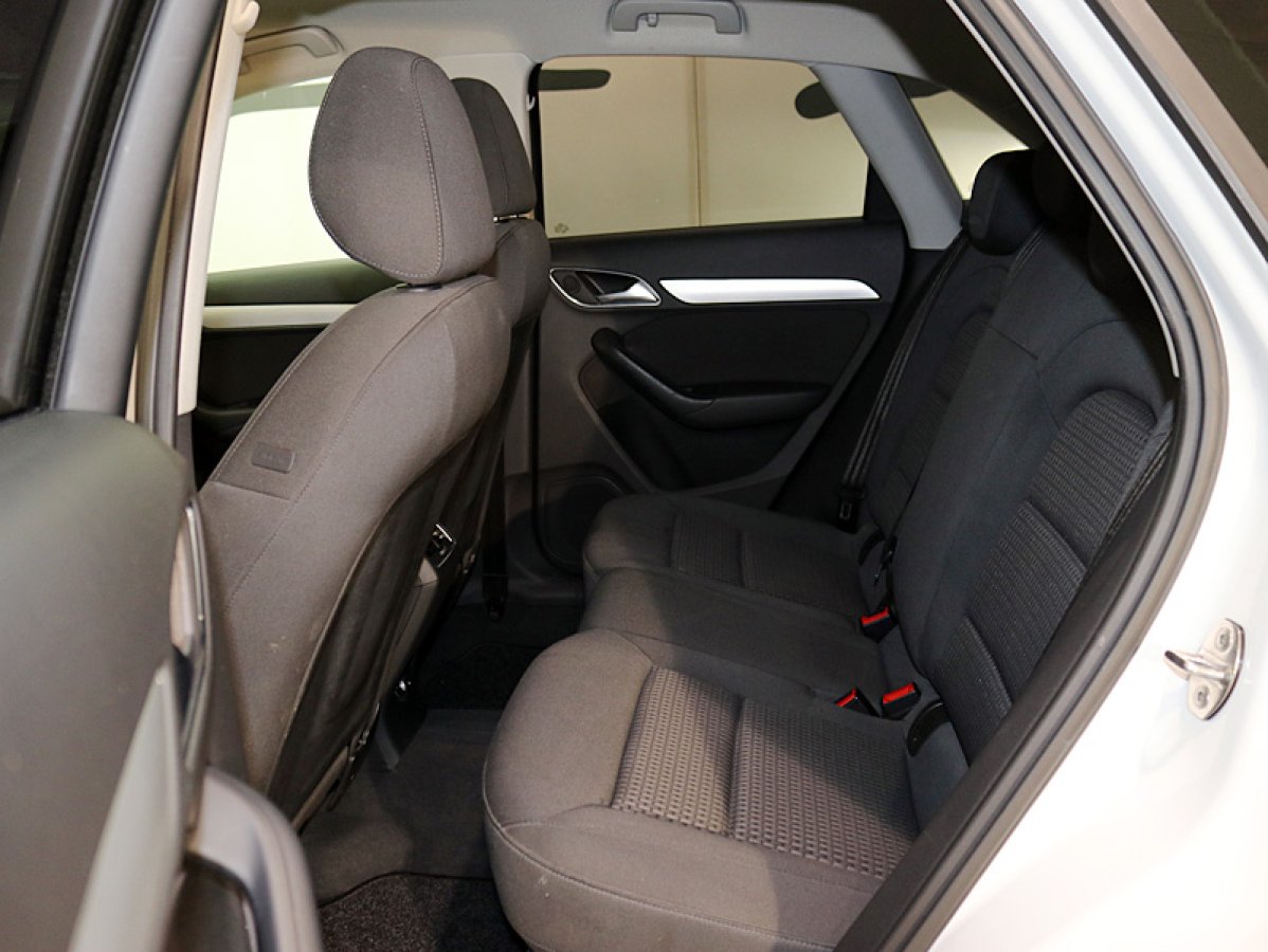 Foto Audi Q3 16