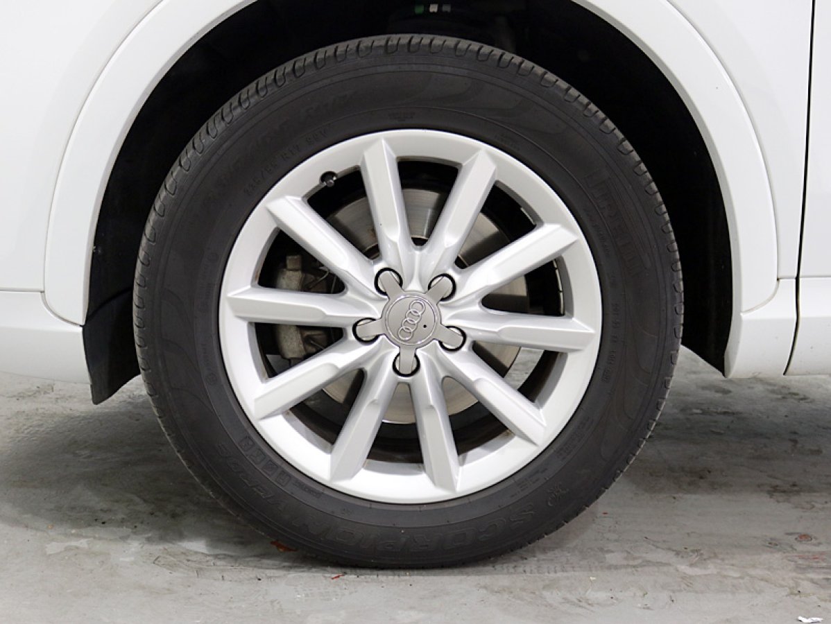 Foto Audi Q3 35