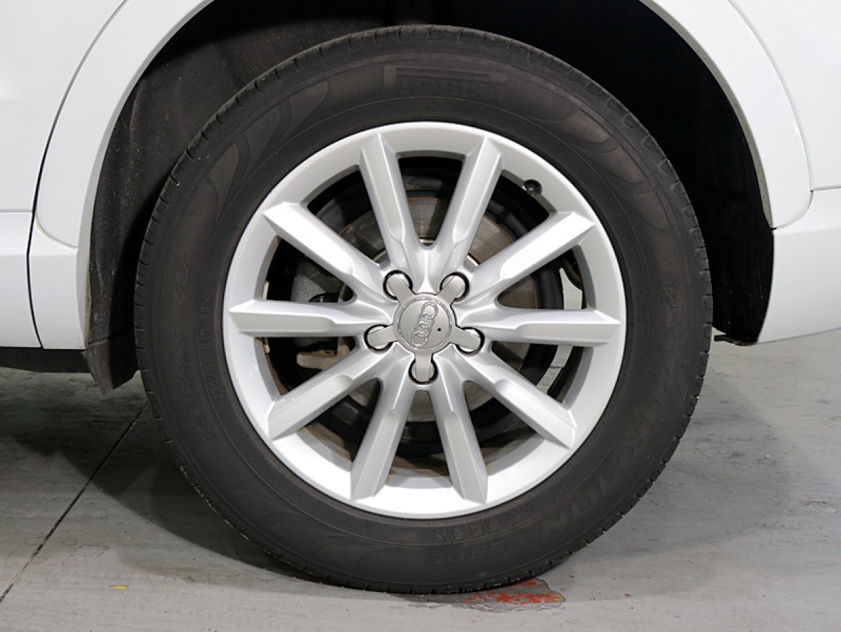 Foto Audi Q3 36