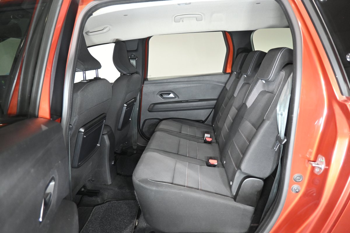 Foto Dacia JOGGER 12
