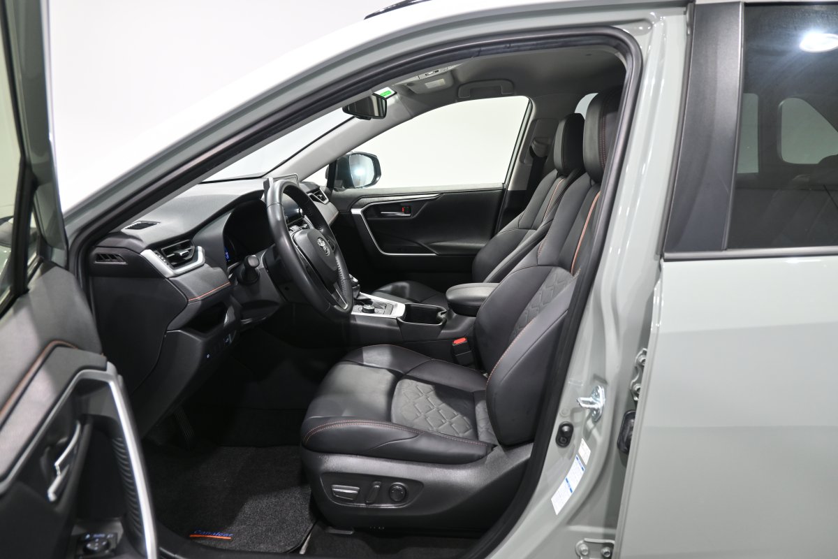 Foto Toyota RAV-4 11