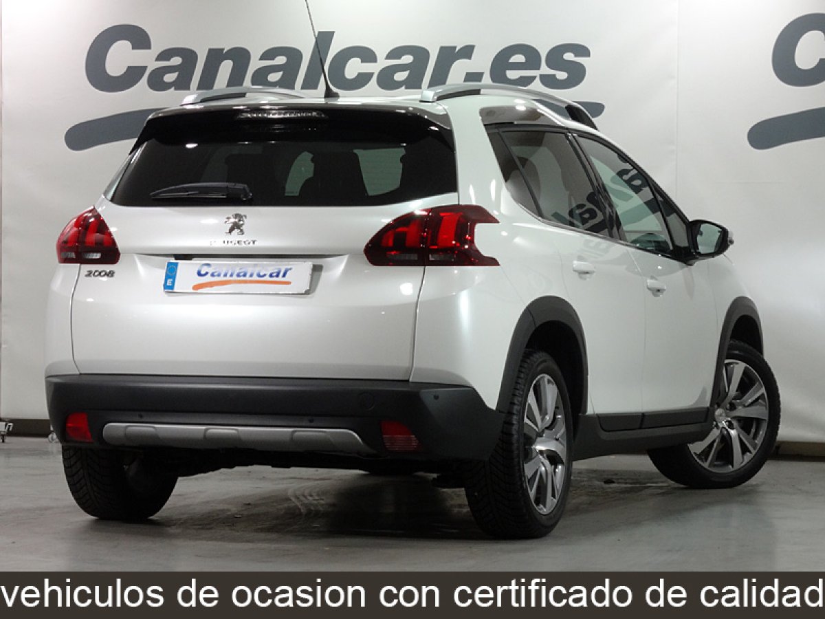 Foto Peugeot 2008 4