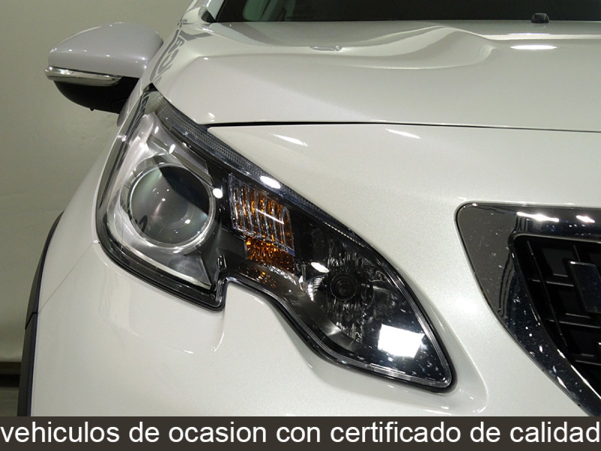 Foto Peugeot 2008 11