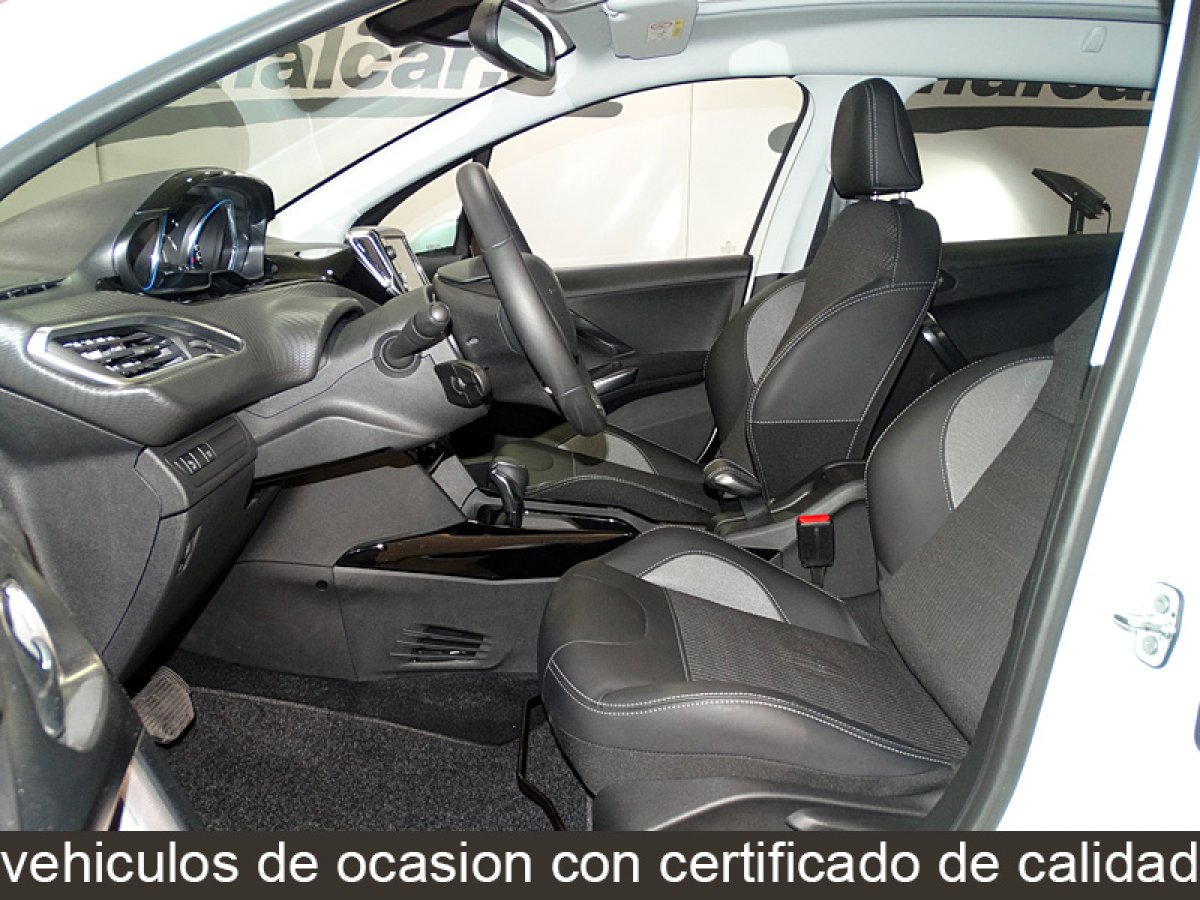 Foto Peugeot 2008 14