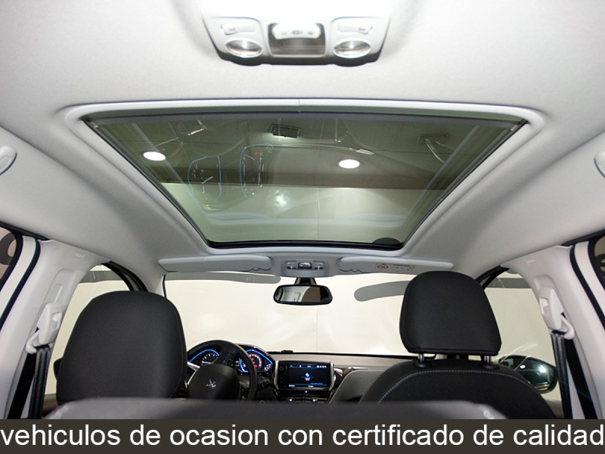 Foto Peugeot 2008 17