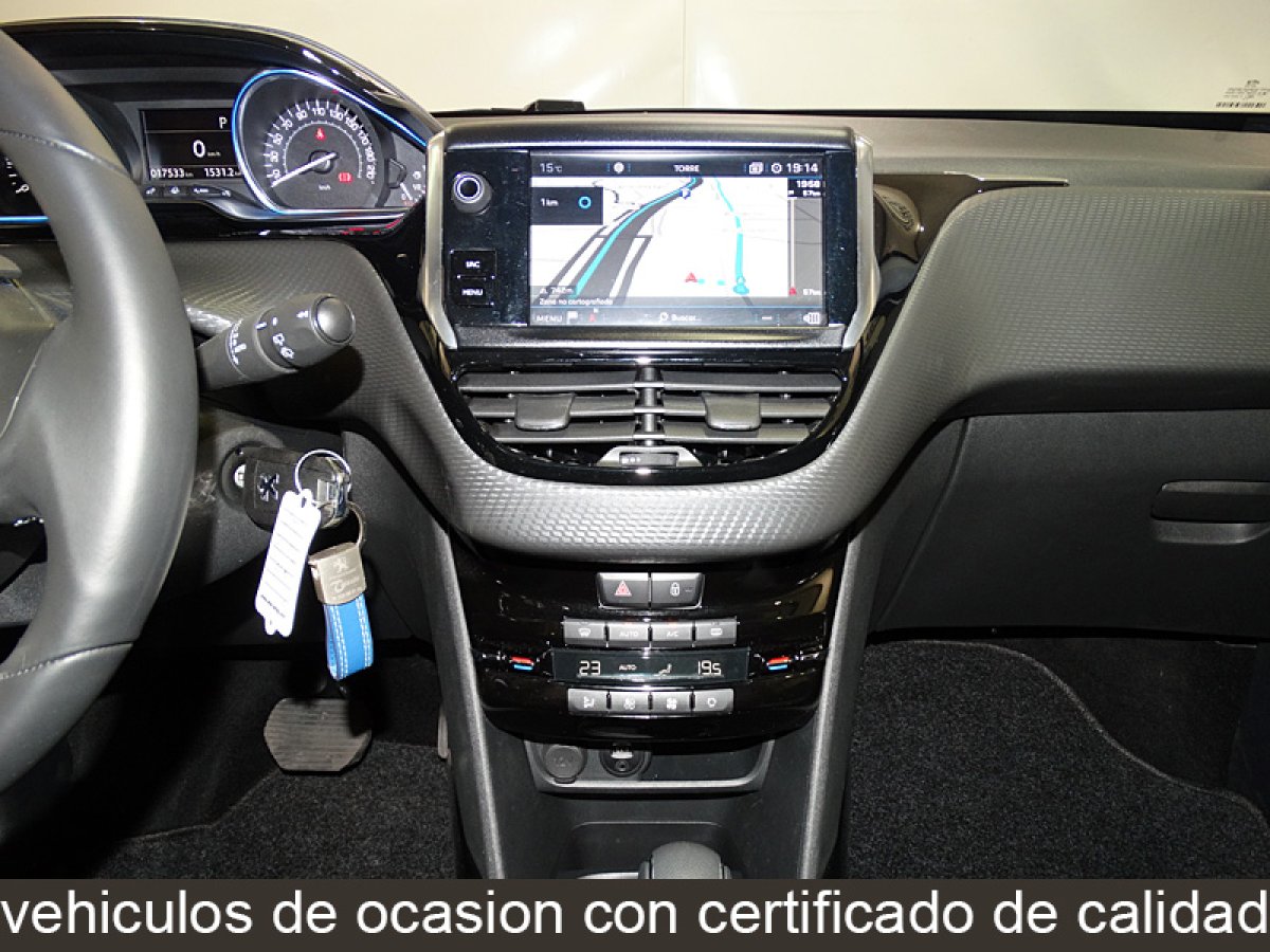 Foto Peugeot 2008 25