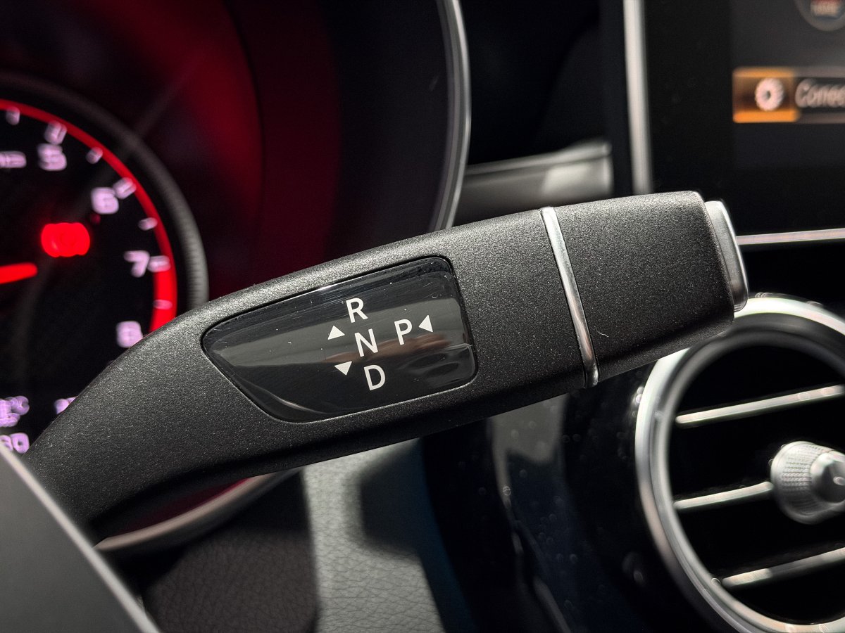 Foto Mercedes-Benz C 26