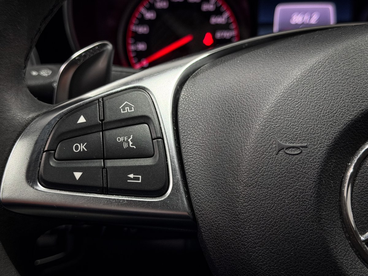 Foto Mercedes-Benz C 21