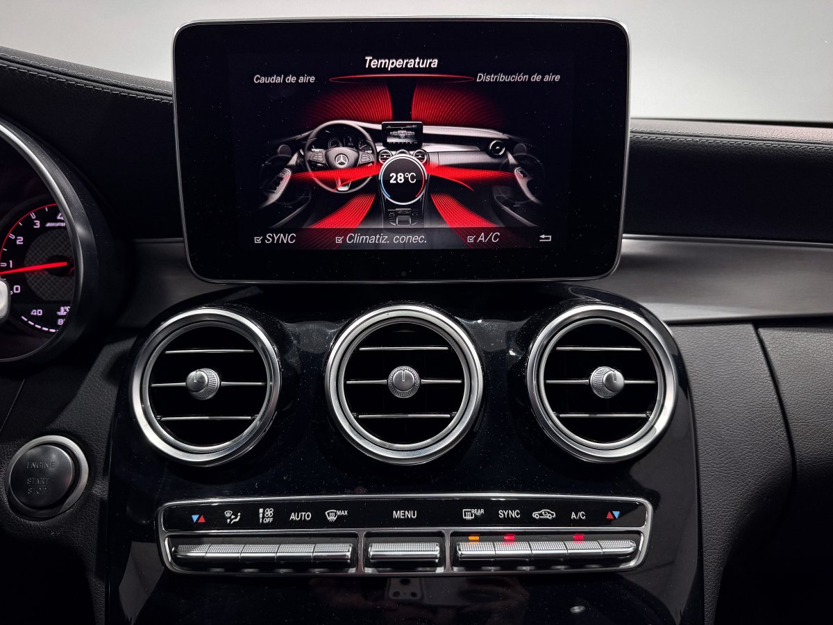 Foto Mercedes-Benz C 15