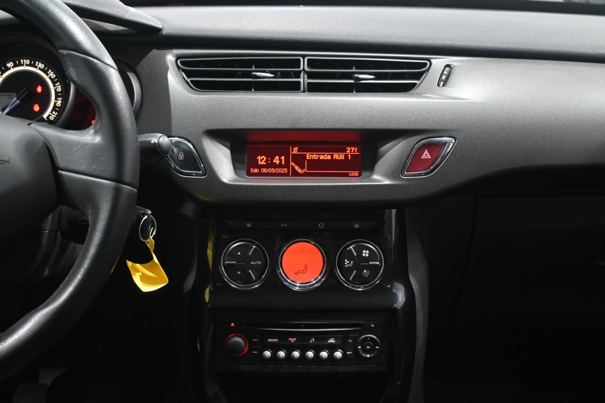 Foto Citroen C3 14