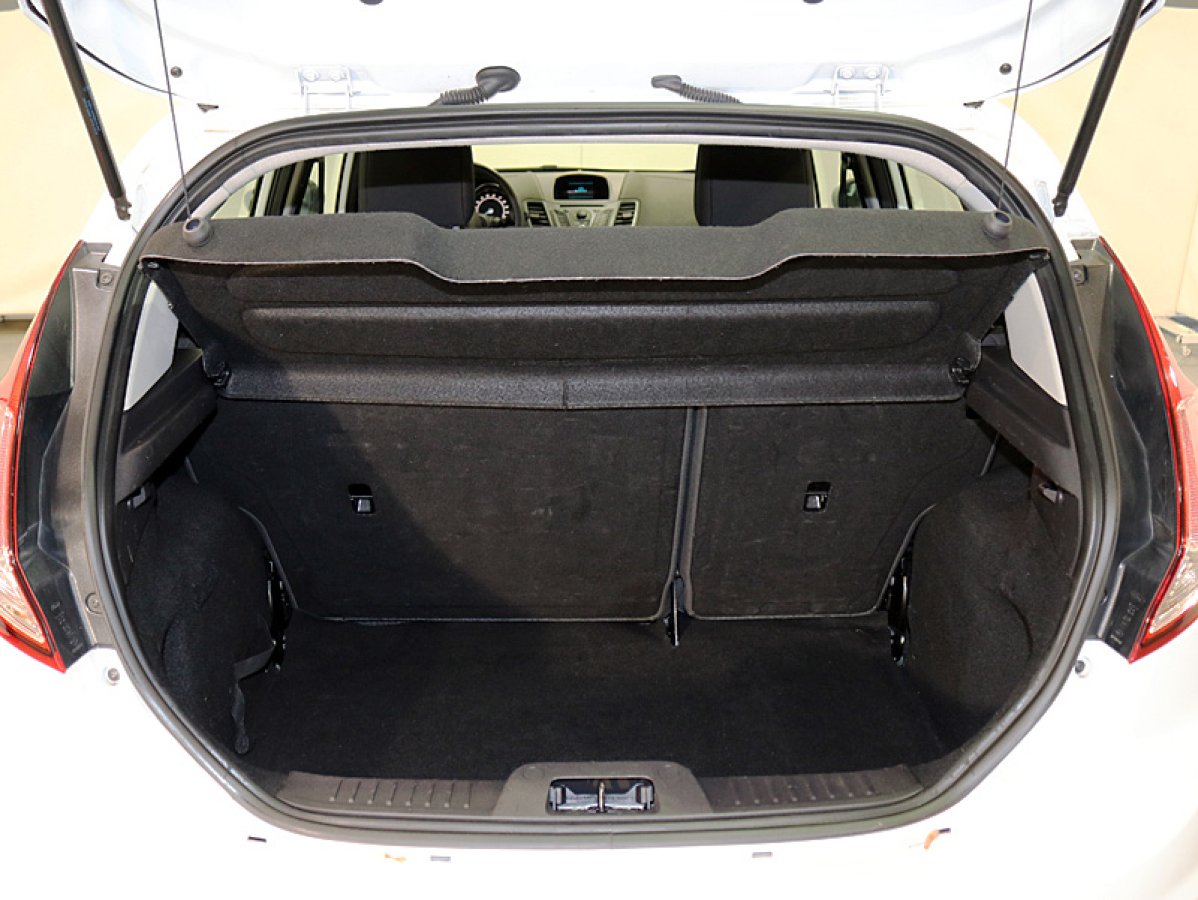 Foto Ford Fiesta 9
