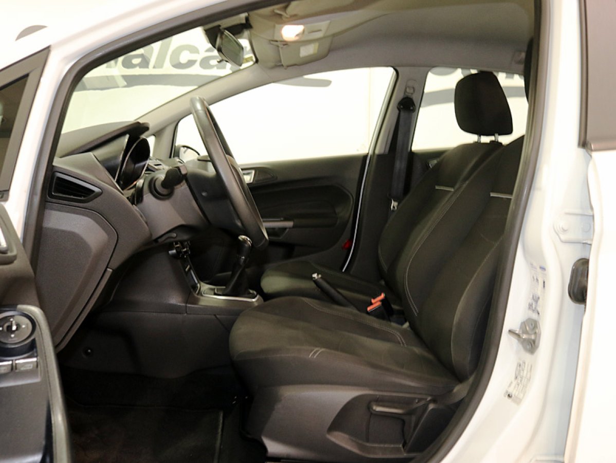 Foto Ford Fiesta 15