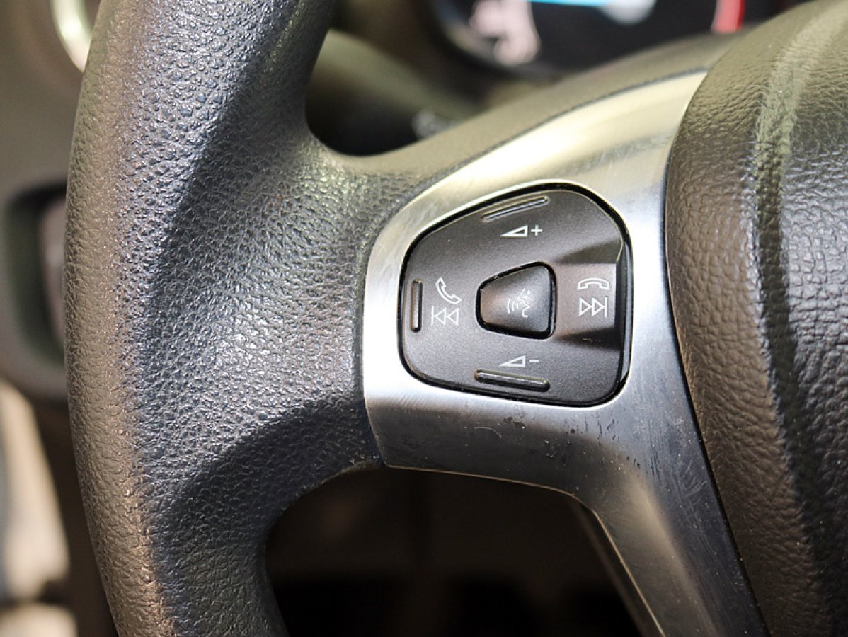 Foto Ford Fiesta 25