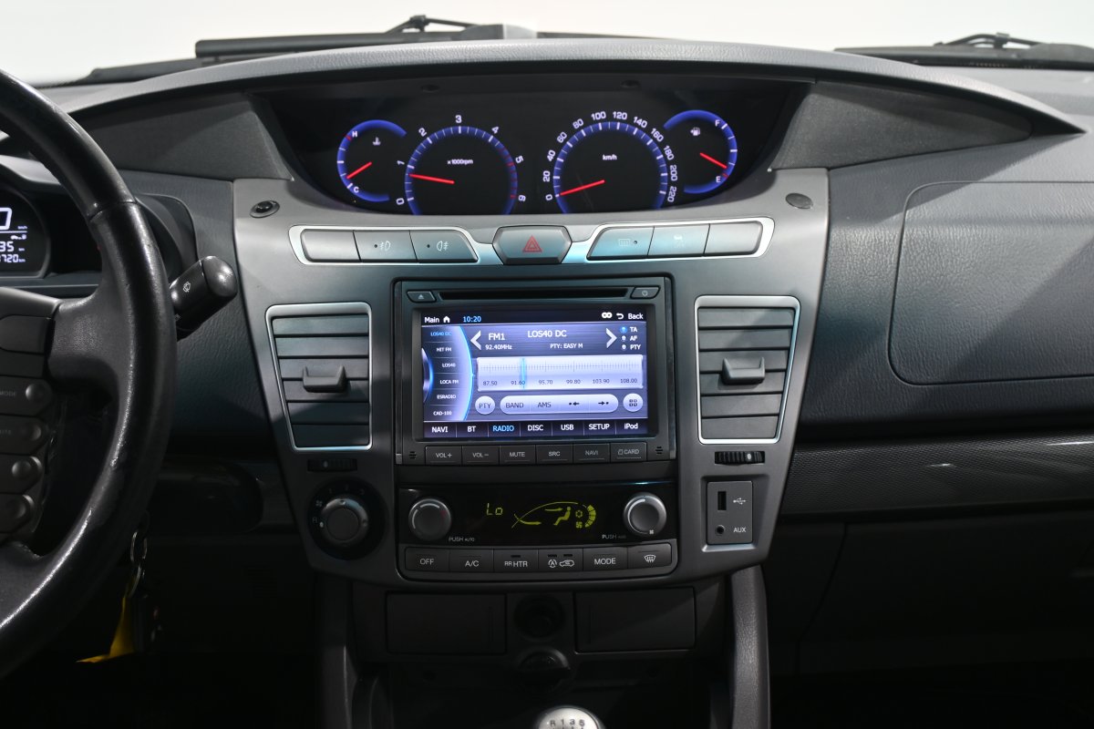Foto Ssangyong Rodius 15
