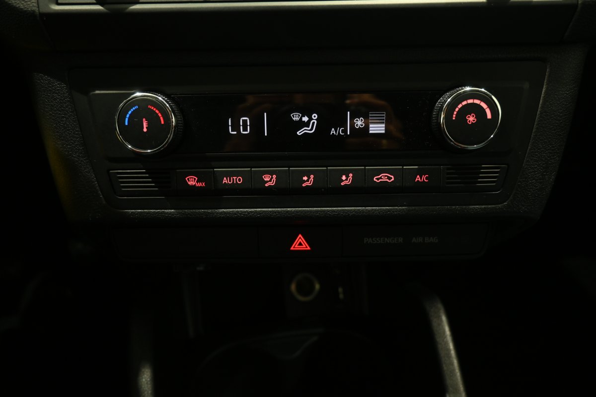 Foto Seat Ibiza 15