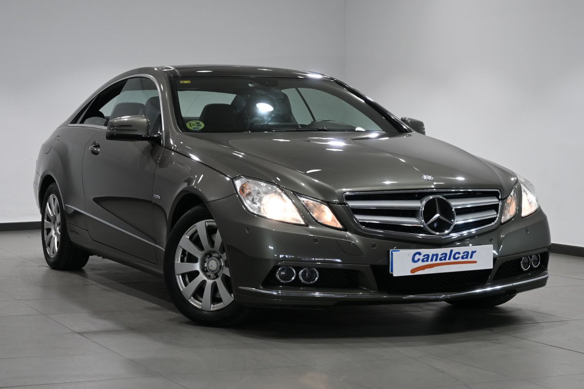 Foto Mercedes-Benz E 3
