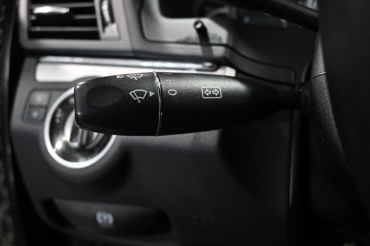 Foto Mercedes-Benz E 23