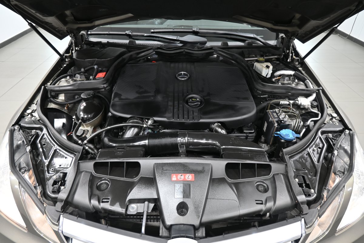 Foto Mercedes-Benz E 7