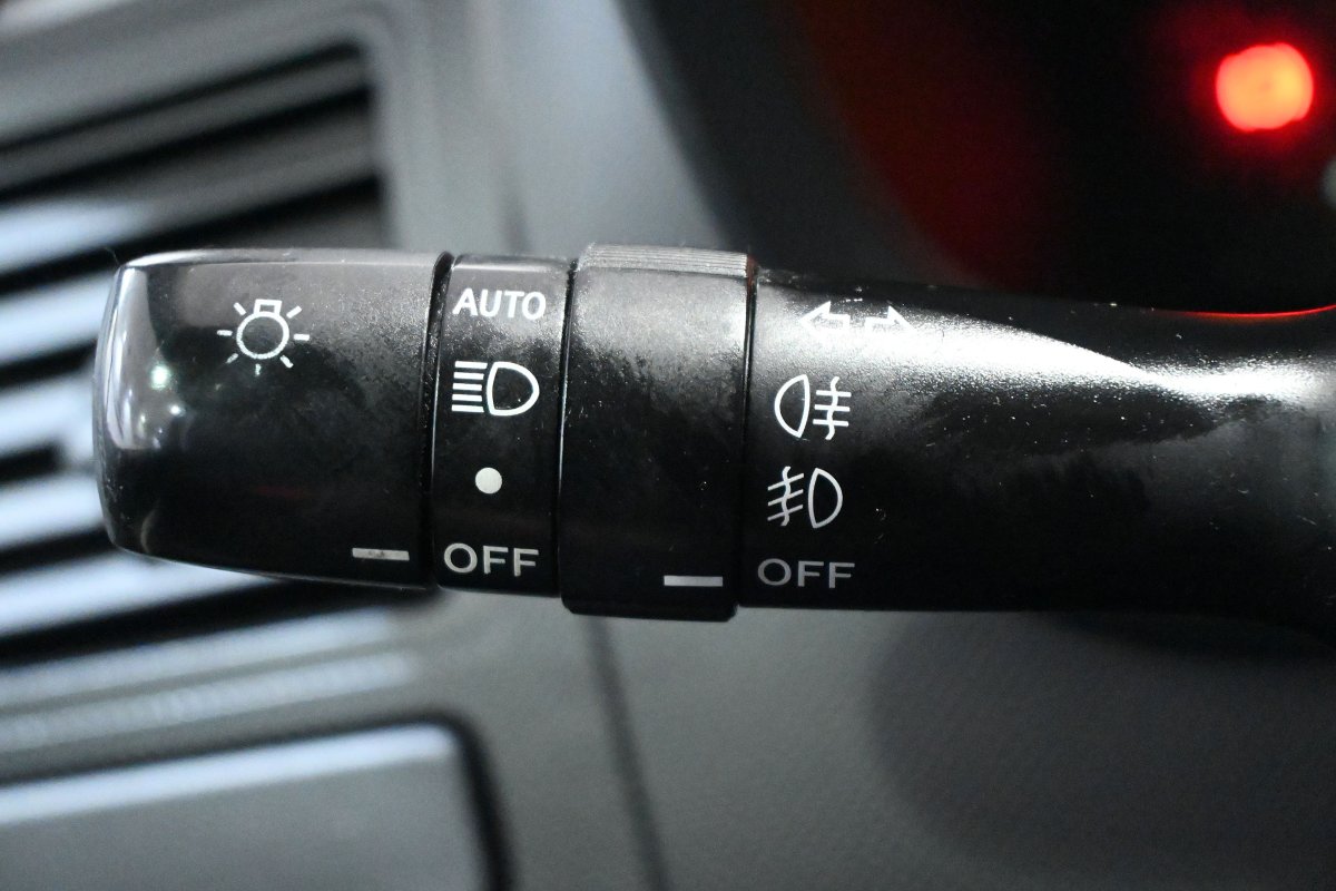 Foto Toyota Auris 21