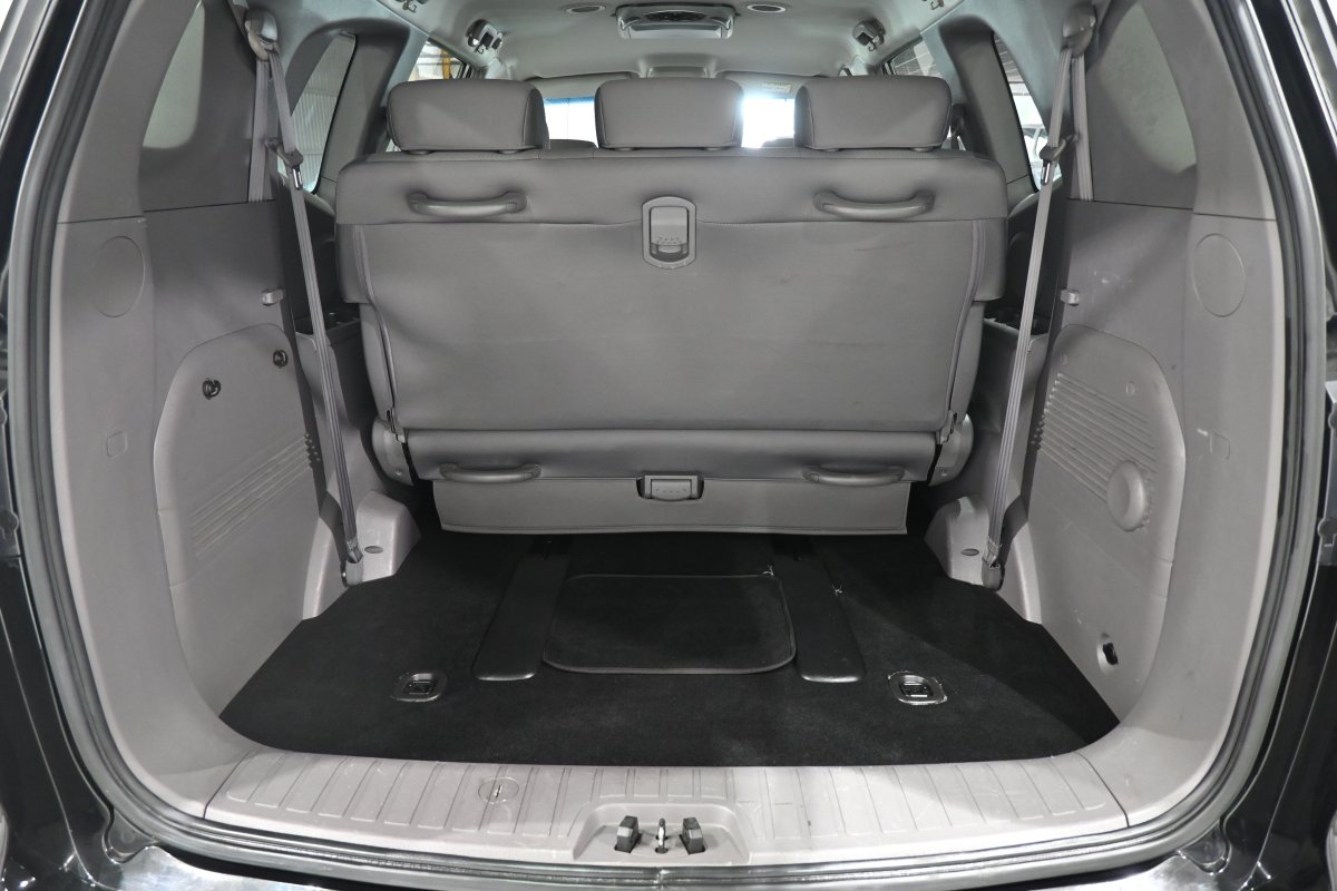 Foto Ssangyong Rodius 8