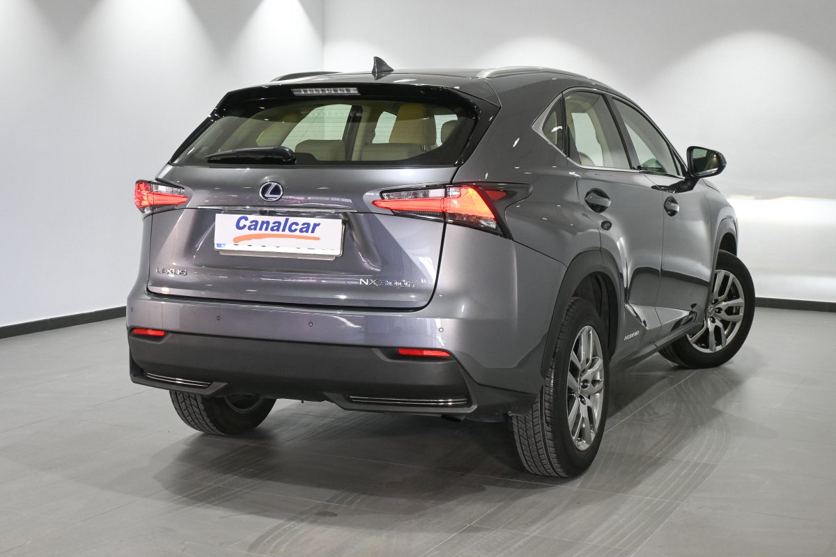 Foto Lexus NX 4