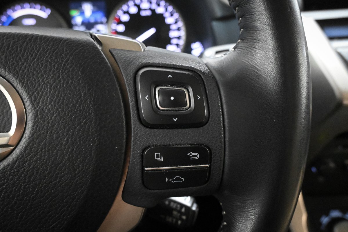 Foto Lexus NX 27