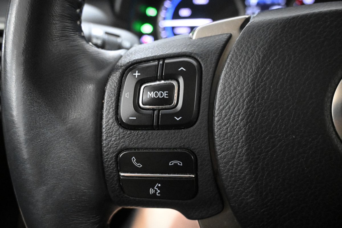 Foto Lexus NX 26
