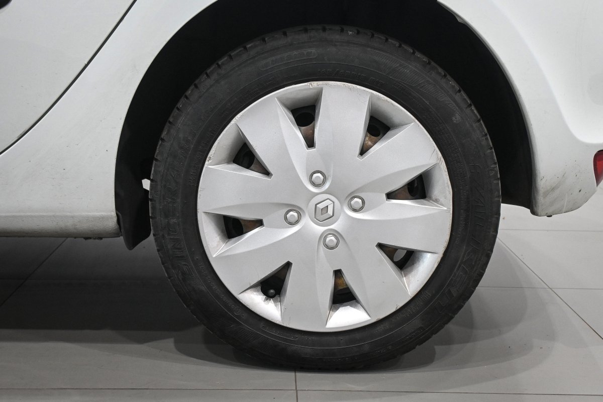 Foto Renault Clio 23