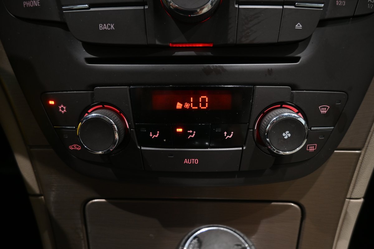 Foto Opel Insignia 16