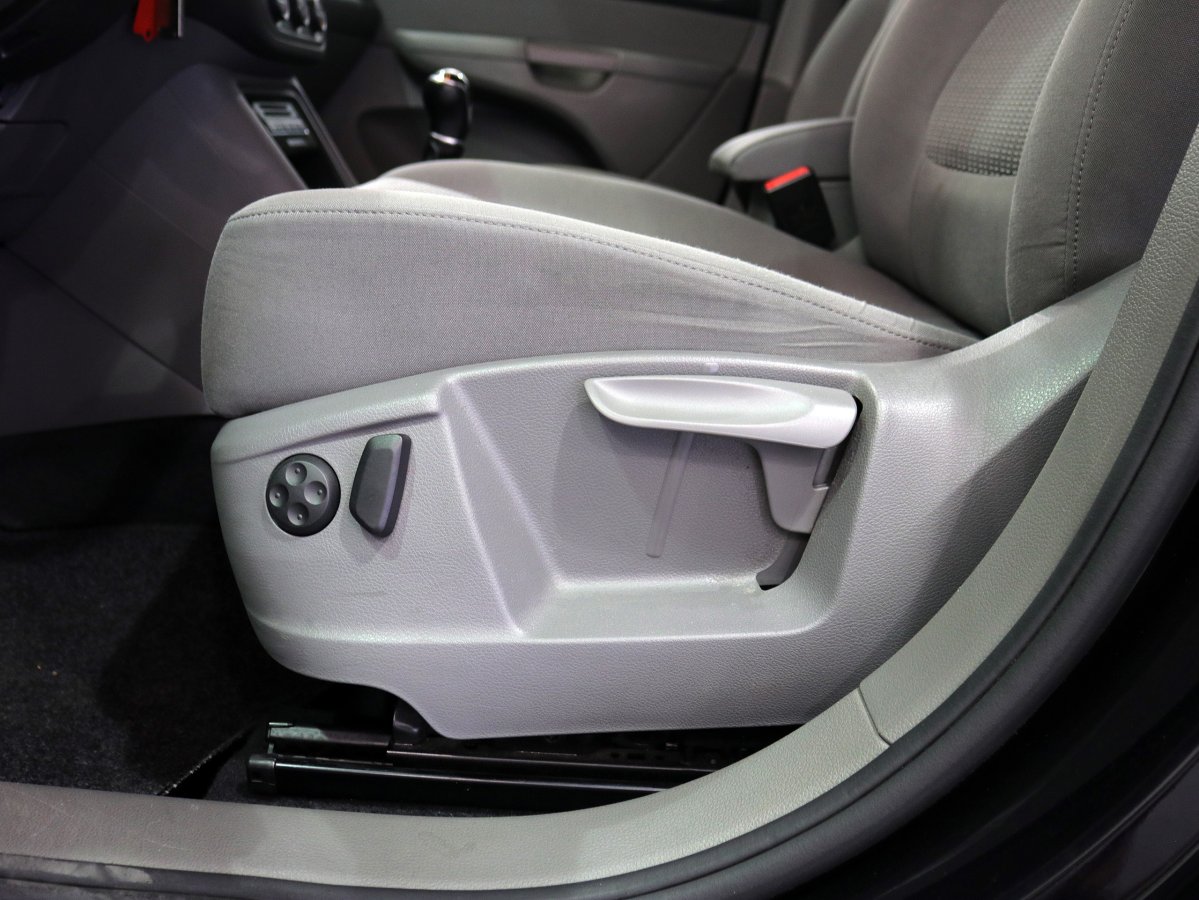 Foto Seat Alhambra 17