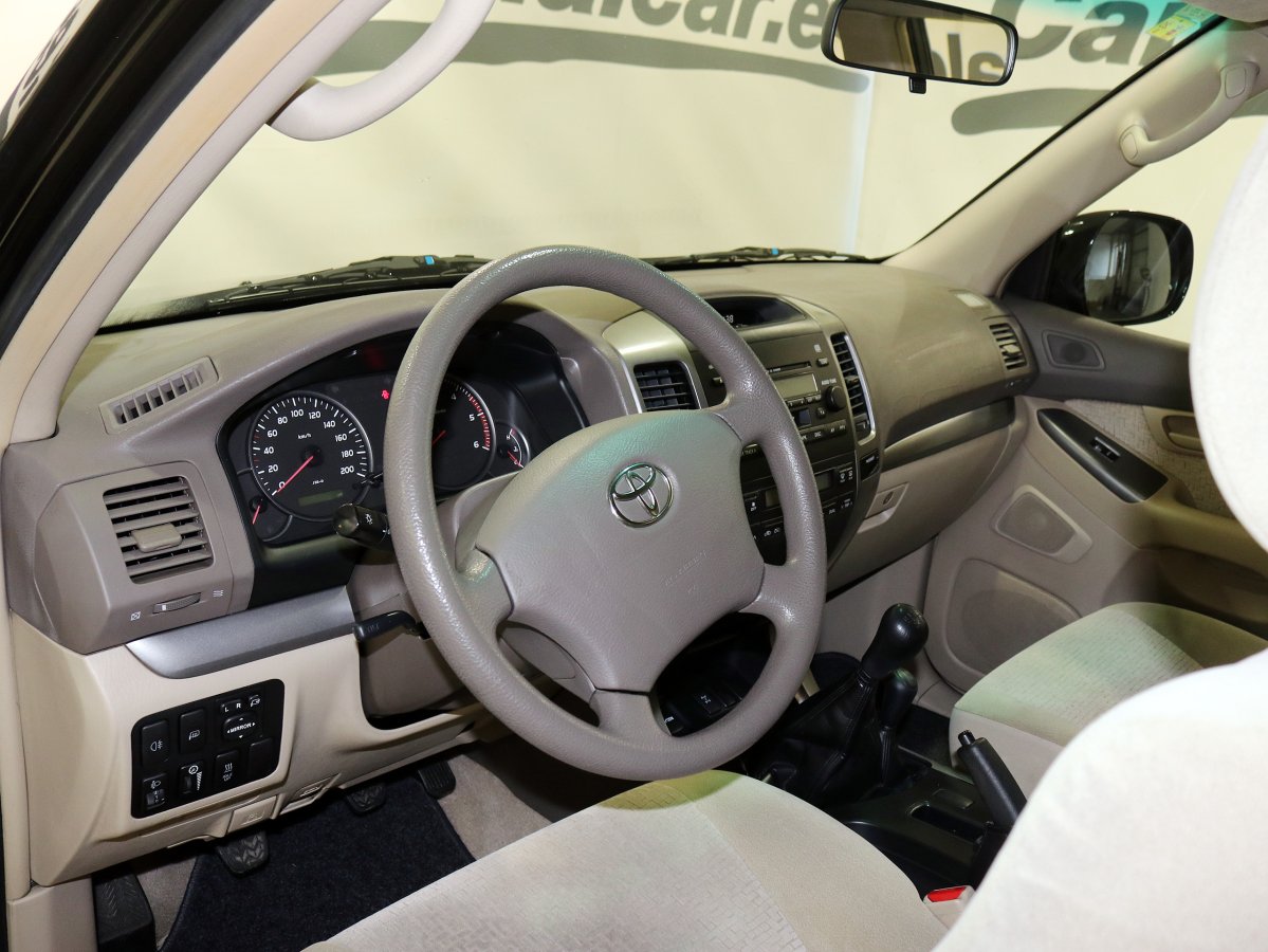 Foto Toyota Land Cruiser 14