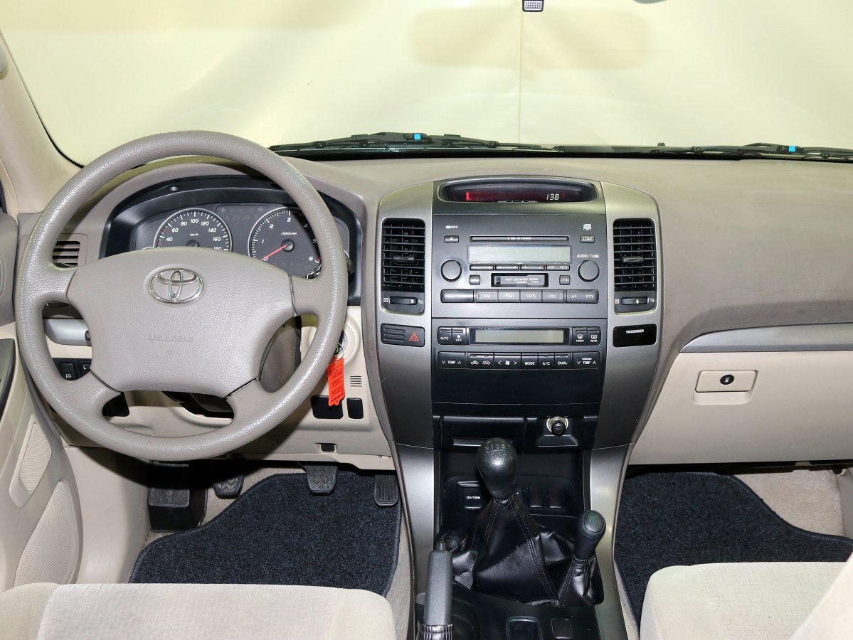 Foto Toyota Land Cruiser 15