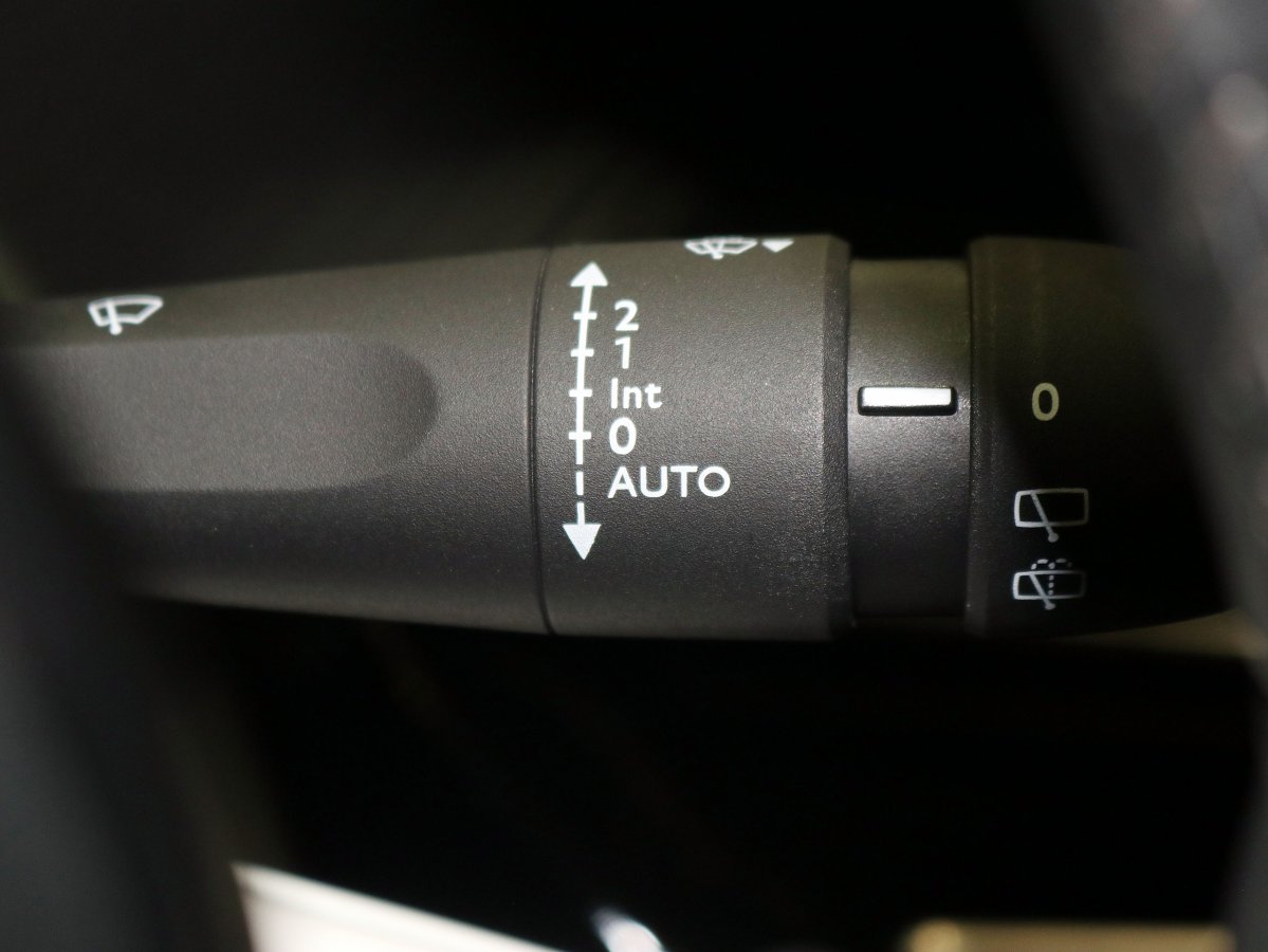 Foto Peugeot 2008 25