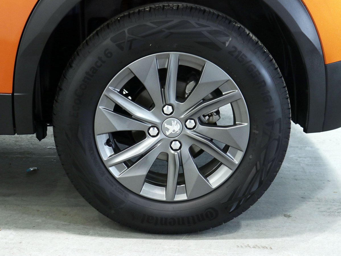 Foto Peugeot 2008 30